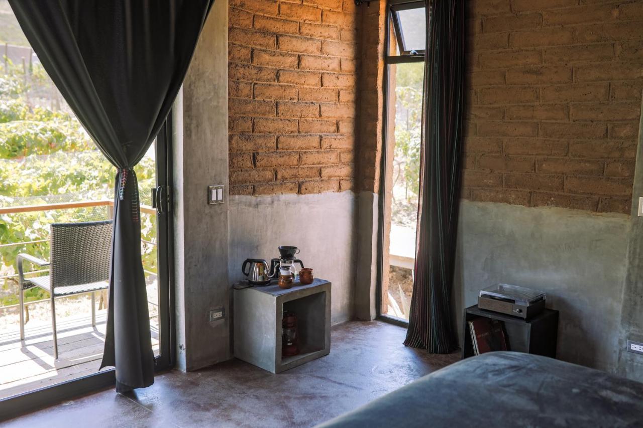 לינה וארוחת בוקר ואלה דה גוואדלופה Uvauva Eco-Retreat מראה חיצוני תמונה